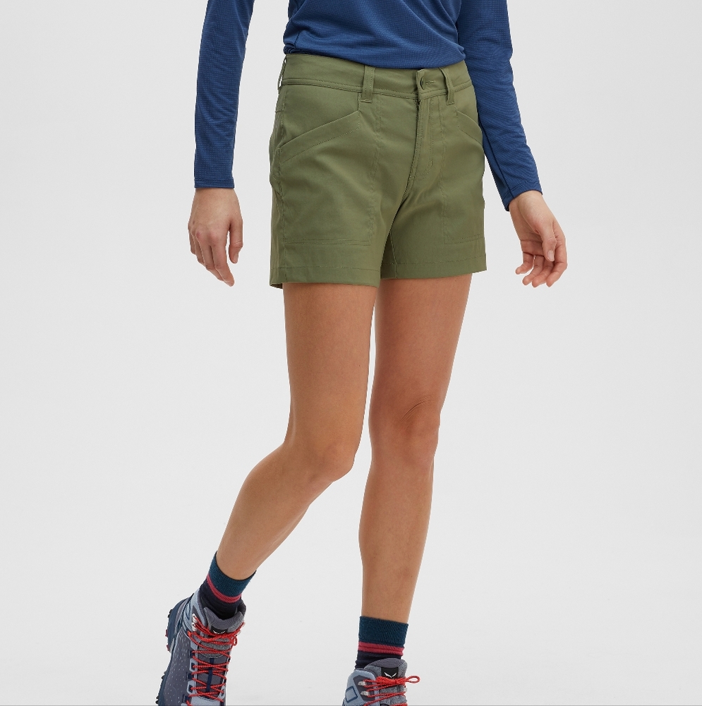 MEC Green Cargo Shorts Durable Outdoor Wear